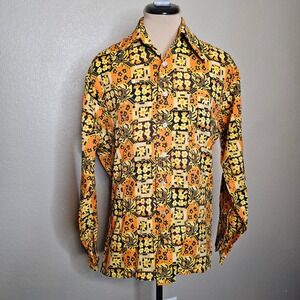 Vintage 70s Dagger Point Collar Orange Yellow Floral Geometric Button Down Shirt